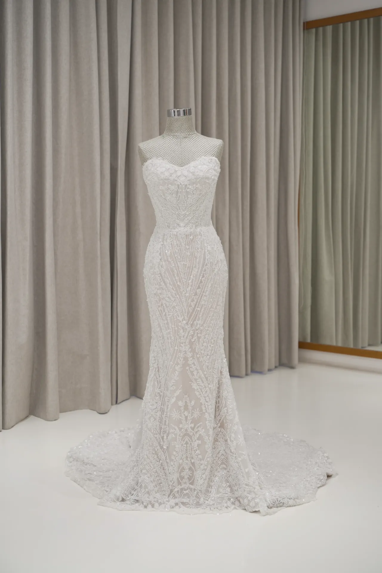 Priscilia Vanessa - Geometric Lace Wedding Dress