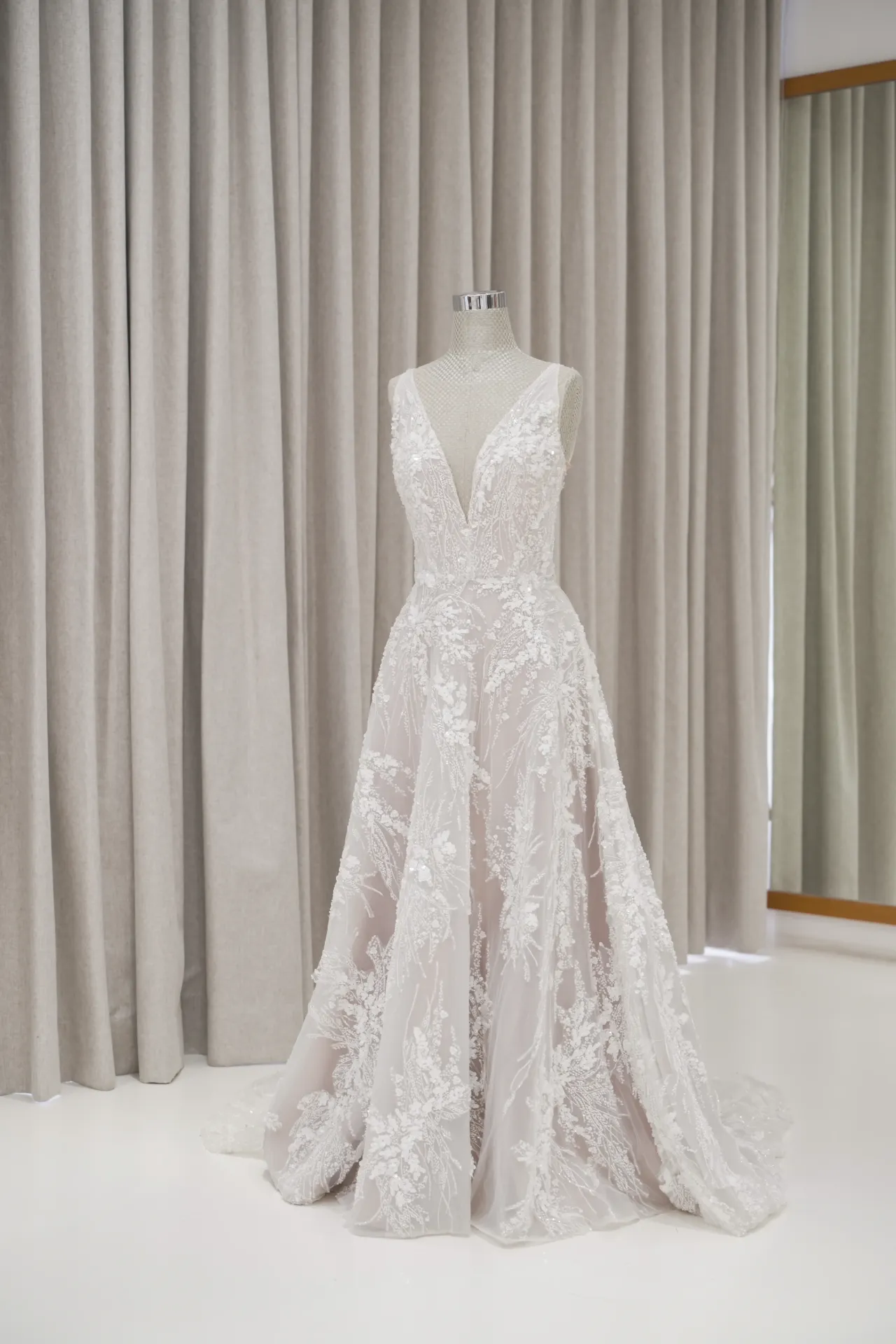 Marlina - Beaded Wedding Dress