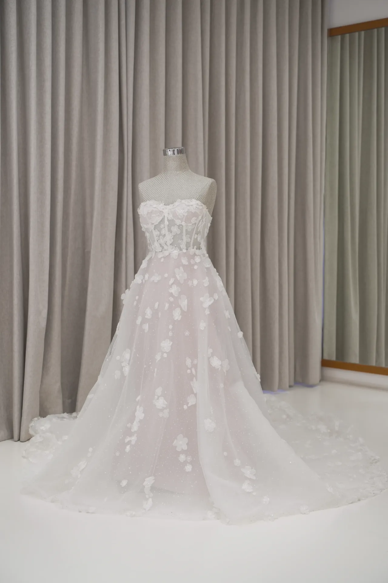 Allycia - Floral Wedding Dress