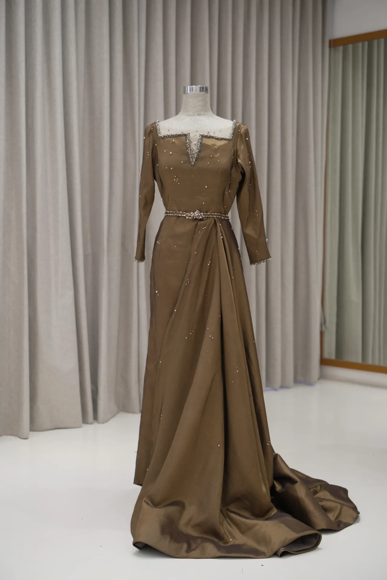 Glenda - Long Sleeves Olive Brown Jacquard Party Dress