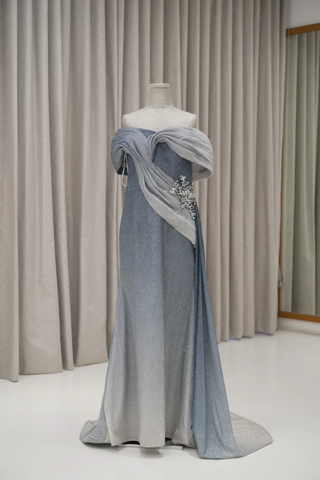 Waty - Ombre Blue Glitter Party Dress