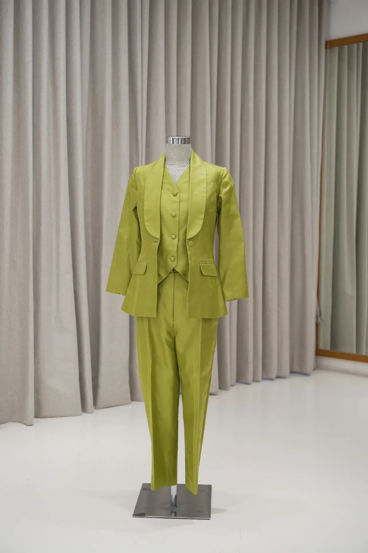 Jennie - Lime Party Suit