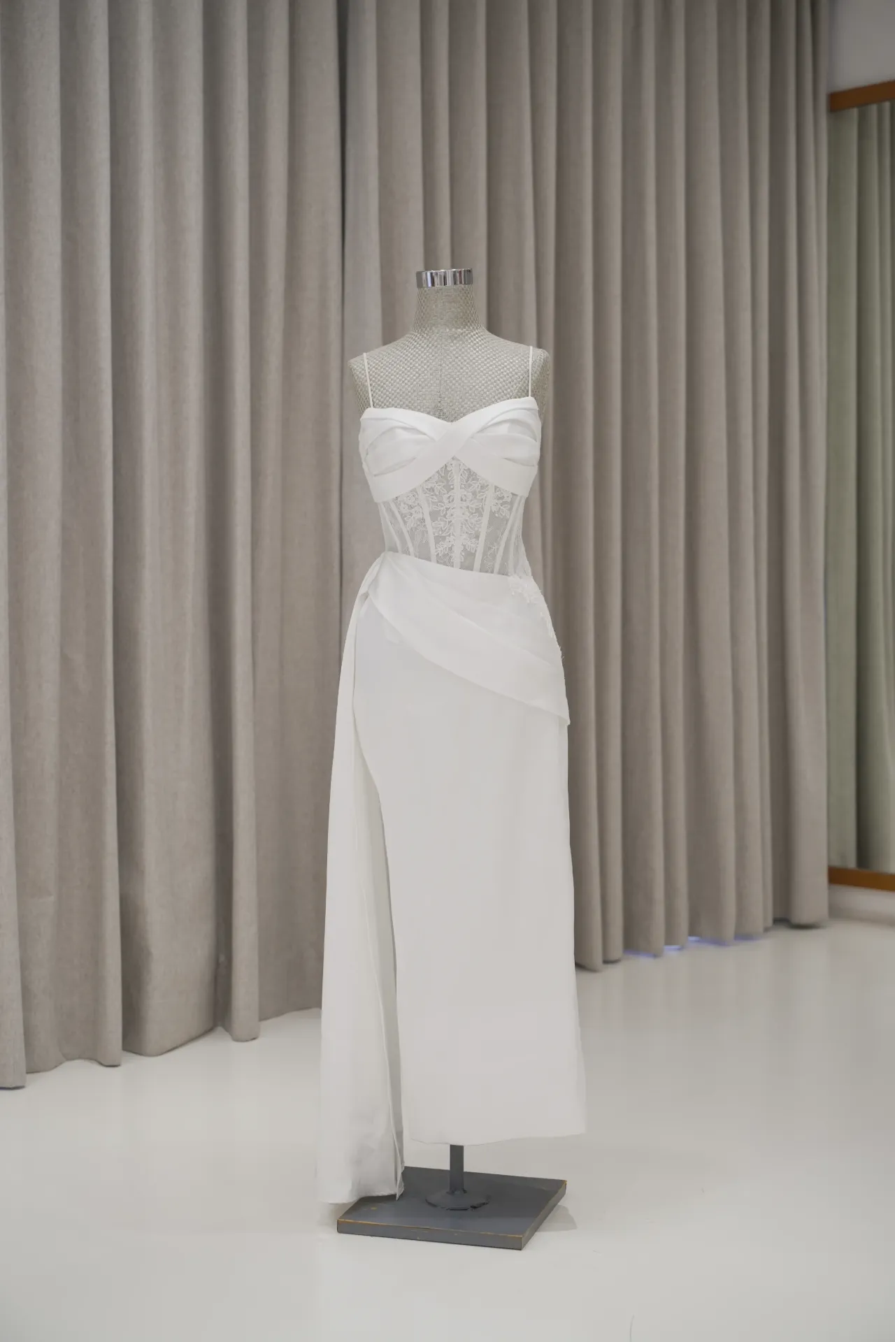 Givani - Drape Top with Lace Dropwaist Corset and Satin Skirt Robe