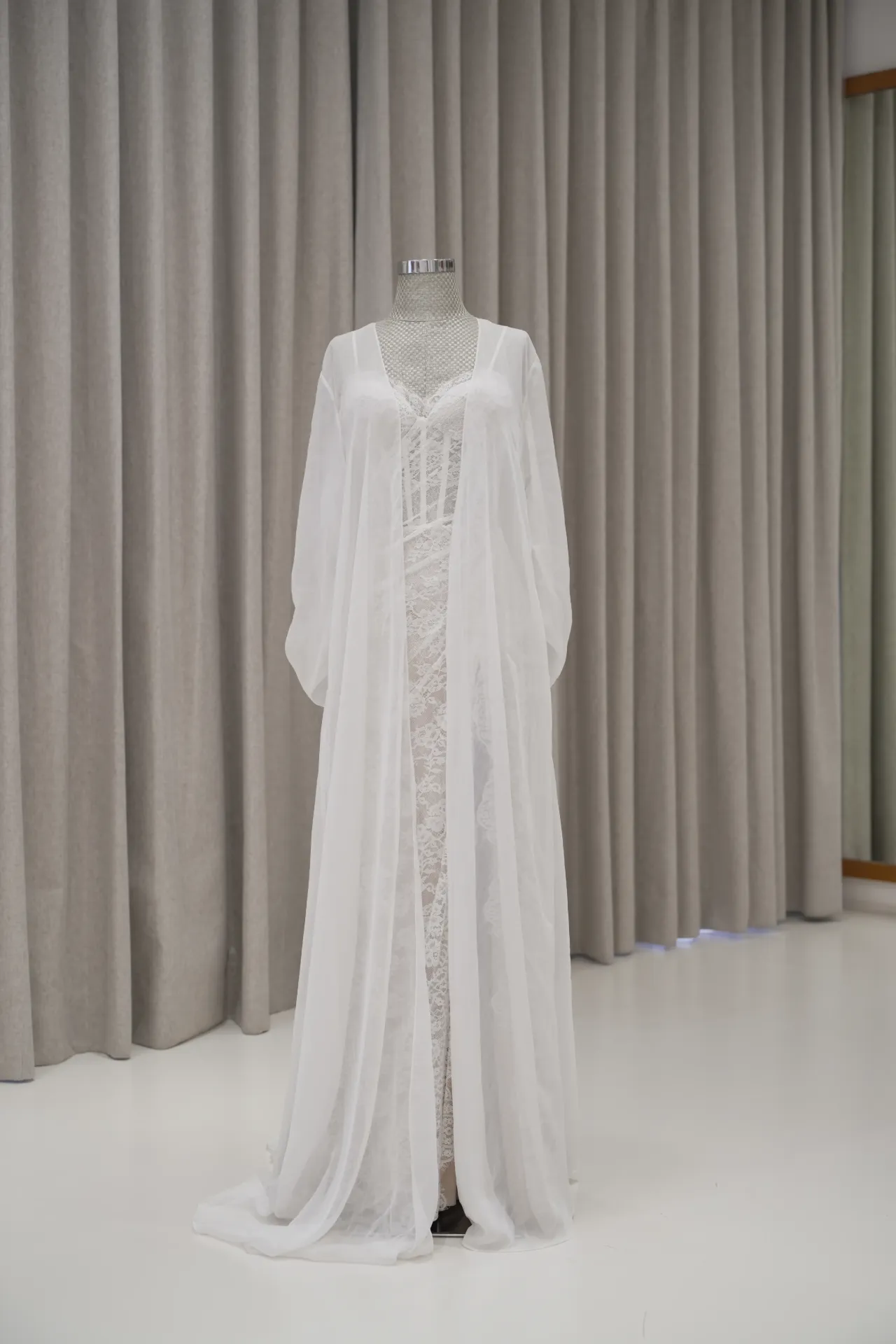 Priscilla Claudia - Off White Chantilly Draped Robe