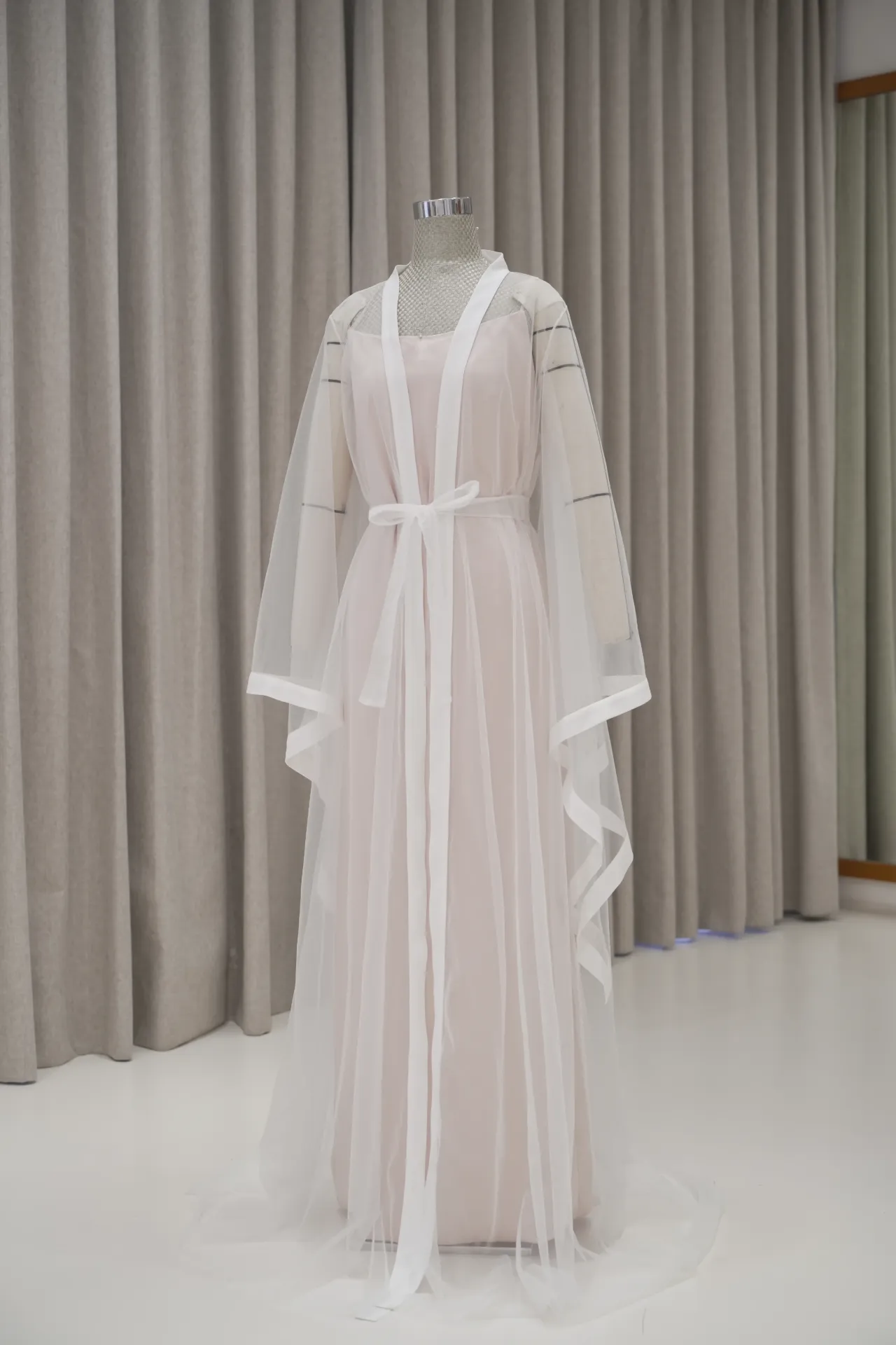 Irene - Plain Kimono Robe with Satin List