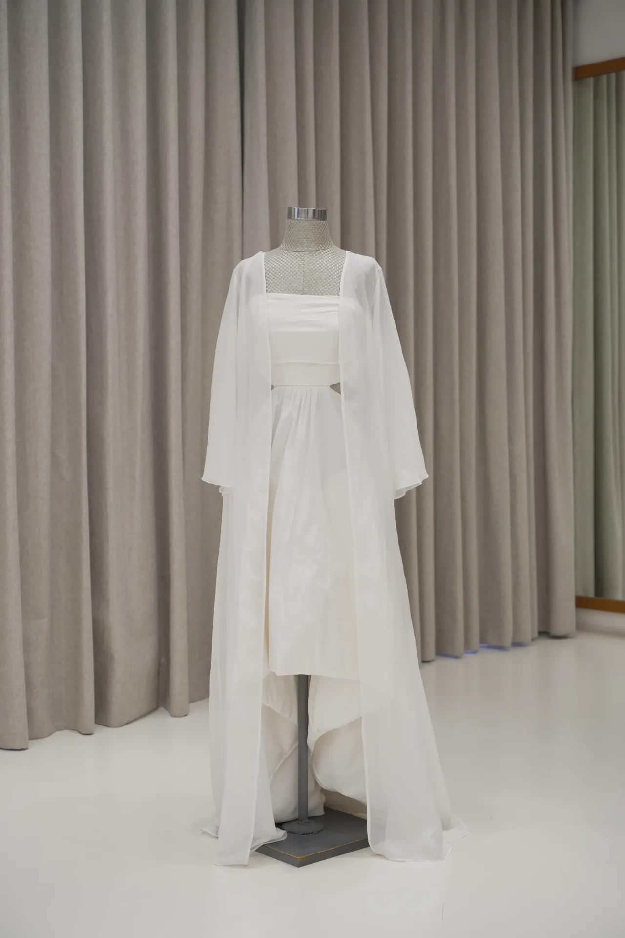 Chiffon White Outer for Robe