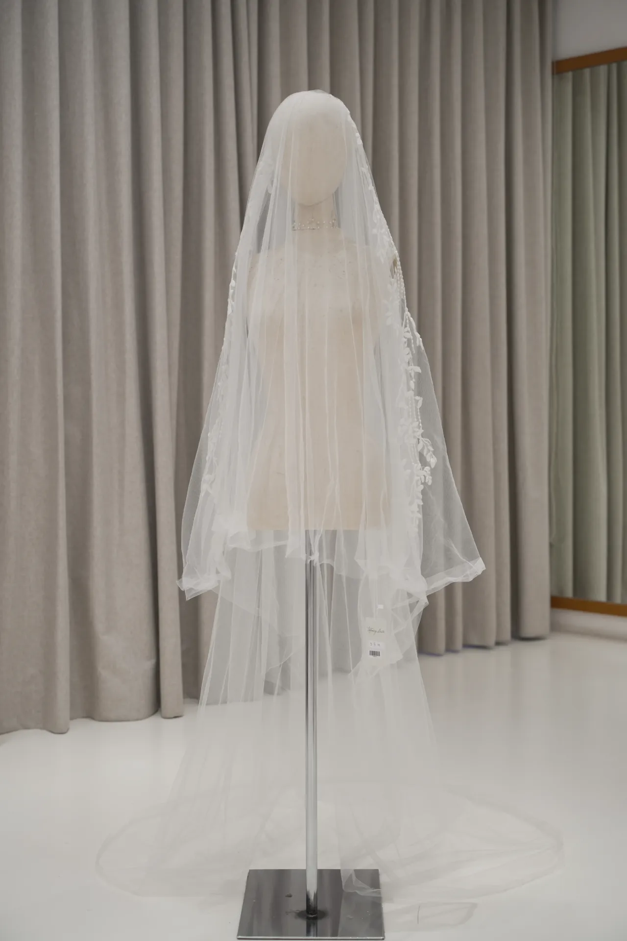 Veil 03