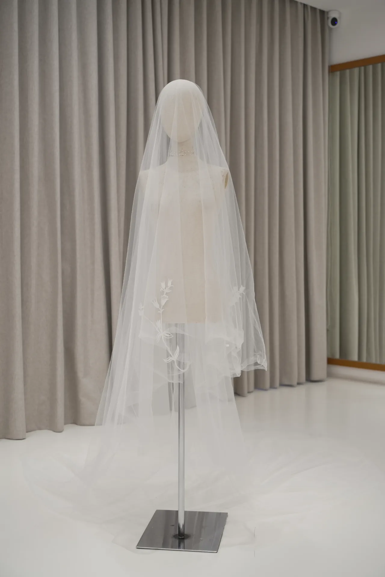 Veil 04