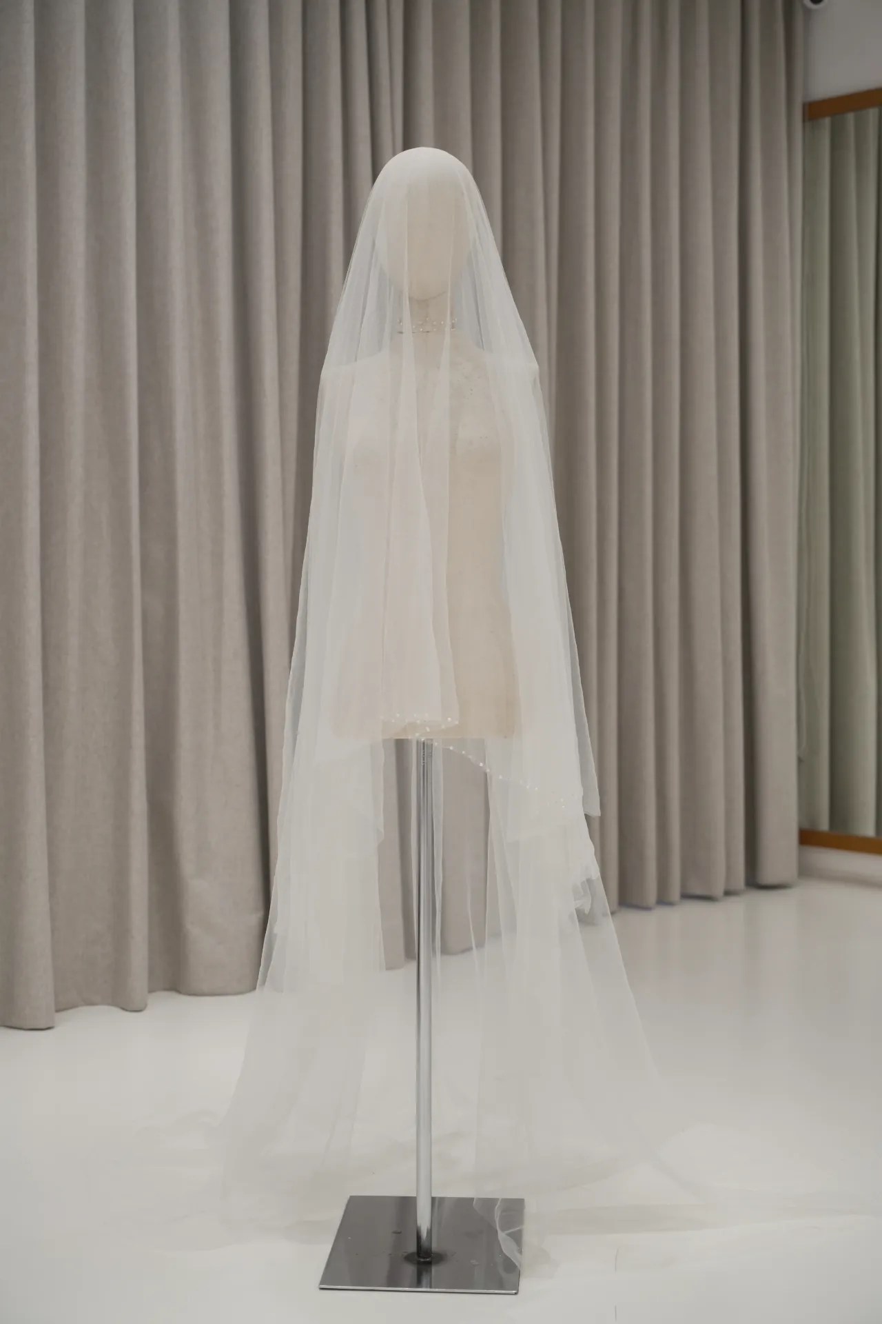 Veil 06